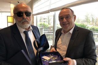 Συνάντηση Κουρουμπλή-Μπόργιανς για τη φορολογική δικαιοσύνη