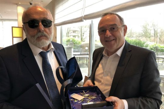 Συνάντηση Κουρουμπλή-Μπόργιανς για τη φορολογική δικαιοσύνη
