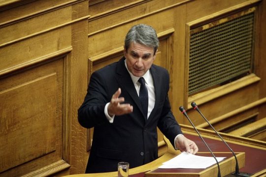 «Θαλάσσιες» κόντρες με αφορμή τη φρεγάτα Έλλη