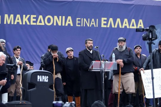 Γραφικοί «μακεδονομάχοι» από την Κρήτη