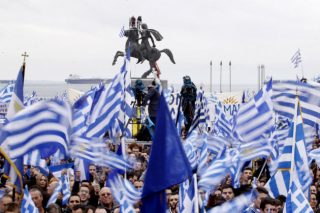 Οι εκ δεξιών κίνδυνοι της Δεξιάς
