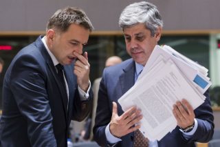 Κλείνει τη Δευτέρα η τρίτη αξιολόγηση