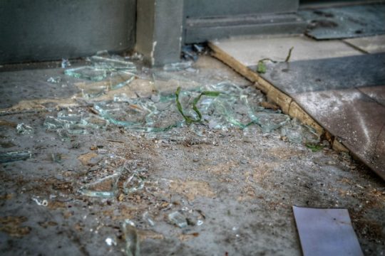 Επιθέσεις αντιεξουσιαστών σε 7 υποκαταστήματα σουπερμάρκετ