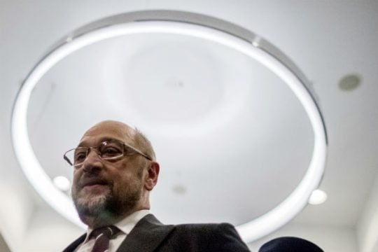 Πρόβλημα στρατηγικής και αξιοπιστίας για τον Σουλτς