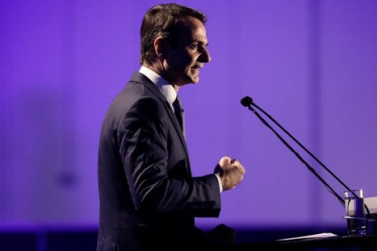 «Κάνουν το άσπρο μαύρο»