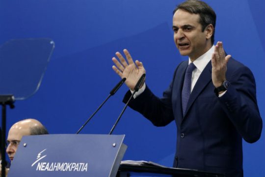 Αδίστακτη ακροδεξιά ψηφοθηρία