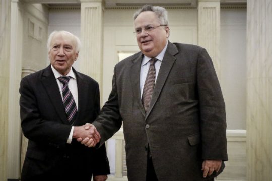 Στην Αθήνα ο Νίμιτς, σχέδιο συμφώνου τον Φεβρουάριο