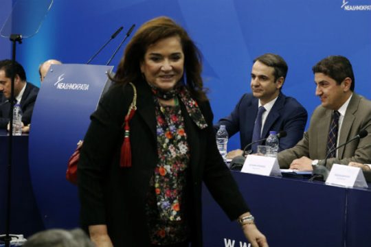 Σαφής διαφοροποίηση Ντόρας από τον Μητσοτάκη