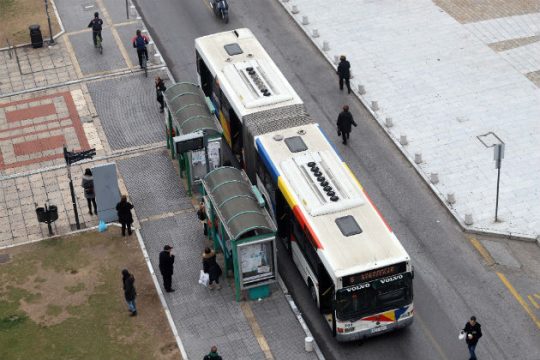 Αποκαλύψεις για «γκρίζες» συμβάσεις του ΟΑΣΘ