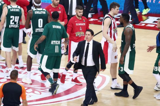 Ντέρμπι γοήτρου και… αμηχανίας