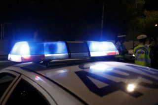 Έβαλαν φωτιά στο αυτοκίνητο χρυσαυγίτη δημοτικού συμβούλου