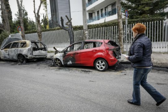 Εμπρηστική επίθεση έξω από την ουκρανική πρεσβεία