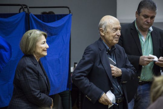 Σημίτης υπέρ λύσης με ΠΓΔΜ