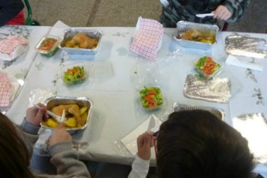 Ηράκλειο: Ξεκίνησε το πιλοτικό πρόγραμμα παροχής γεύματος σε μαθητές