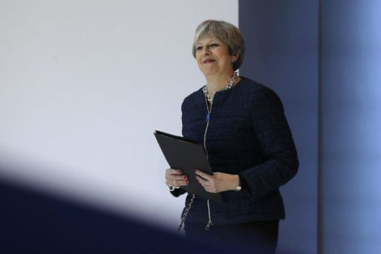 Μεταβατική περίοδος για το Brexit, αλλά χωρίς δικαίωμα ψήφου