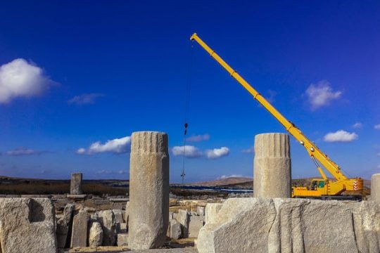 Αναστηλώνεται η Στοά του Φιλίππου Ε΄