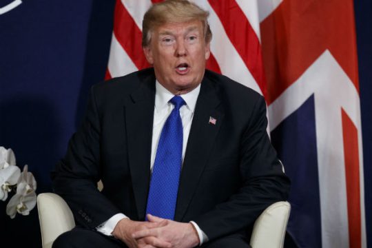 Fake news για τον Τραμπ και η εντολή καθαίρεσης Μιούλερ