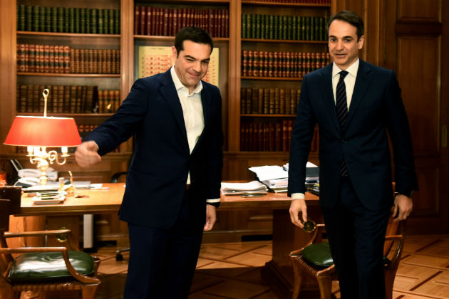 Διαδοχικές συναντήσεις με τους πολιτικούς αρχηγούς