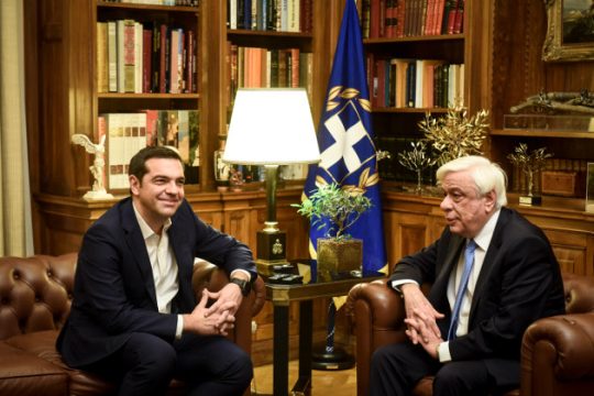 Κοινό μήνυμα Τσίπρα-Παυλόπουλου κατά του αλυτρωτισμού