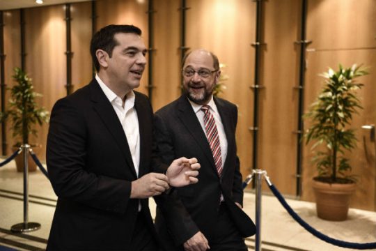 «Ο Αλ. Τσίπρας προσδοκά ελάφρυνση χρέους χάρη στον Σουλτς»