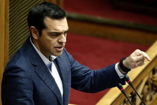 «Ζωντανό» παραμένει το αφήγημα Τσίπρα