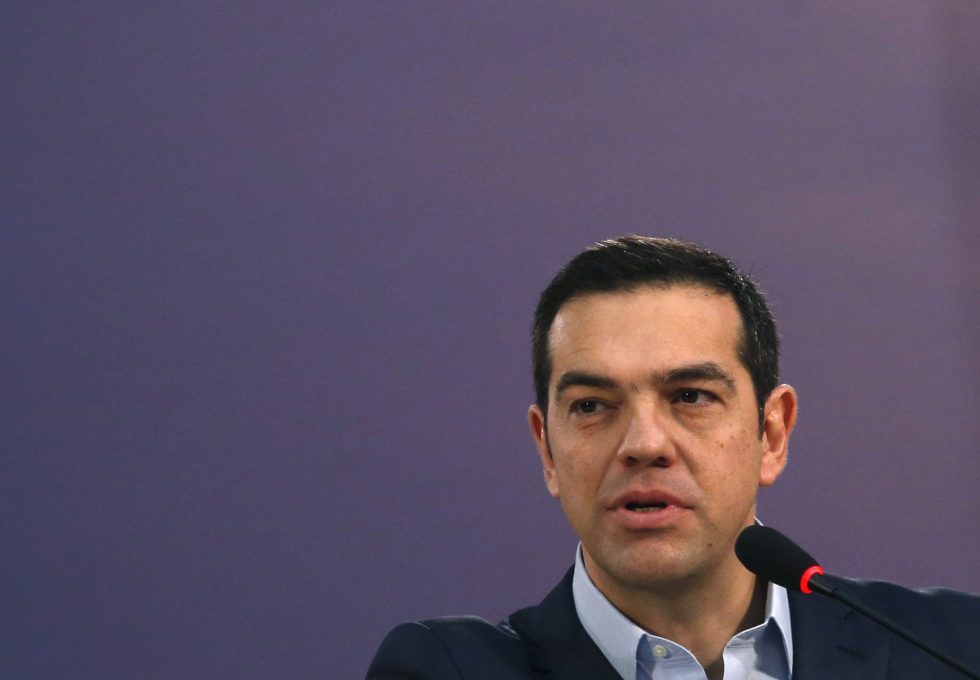 Εξωτερική πολιτική εναντίον εσωτερικής μικροπολιτικής