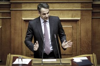 Αναψαν τα αίματα για τη Ράνια στη Βουλή
