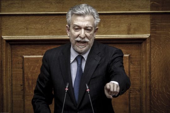 «Ο Κόλλιας και ο βασιλιάς άνοιξαν τα κολαστήρια για την Αριστερά»
