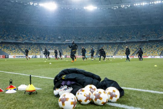 Ψύχος και φασίστες απέναντι στην ΑΕΚ