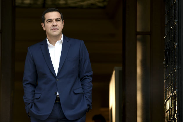 Τρικυμία στη Ν.Δ., αποφασιστικότητα στην κυβέρνηση