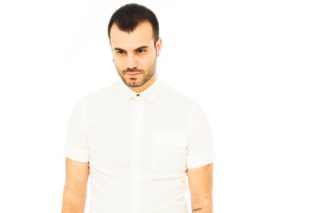 «Προσπαθώ να γίνω η αλήθεια μου ή να φτάσω μια ανάσα από αυτή»