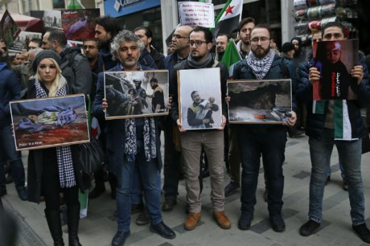 Ψηφίζει εκεχειρία, αλλά με εγγυήσεις