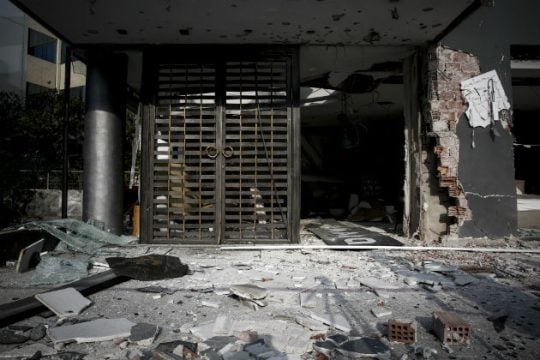 Έκρηξη σε κατάστημα επίπλων στο Μαρούσι