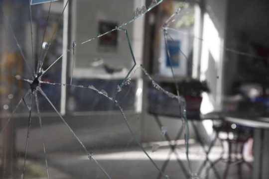 Ανάληψη ευθύνης για επιθέσεις στα γραφεία του ΣΥΡΙΖΑ και στα ΕΛΤΑ