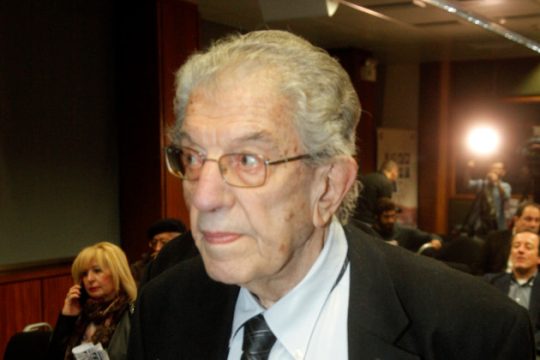 Πέθανε ο Βασίλης Φίλιας