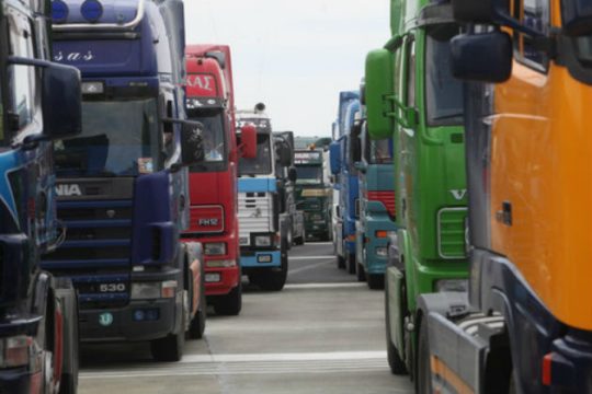 Όταν οι ίδιοι οι ακροατές του διαψεύδουν τον ΣΚΑΪ 100.3 στον αέρα