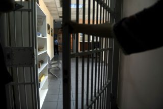 Επείγουσα έρευνα για τα αίτια θανάτου κρατουμένου