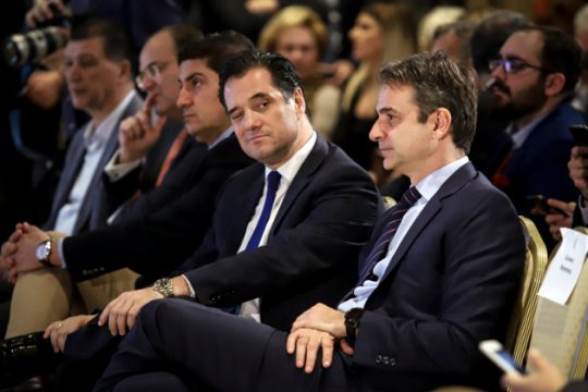 Μην «πυροβολείτε» τον Άδωνι διότι…