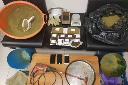 Σχεδόν 20 κιλά κάνναβη βρέθηκαν σε καφενείο της Μεσσαράς