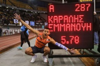 Βαλίτσες για Μπέρμιγχαμ με σόου του Καραλή!