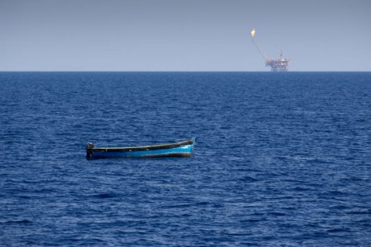 Φόβοι για πολύνεκρο ναυάγιο με μετανάστες ανοιχτά της Λιβύης