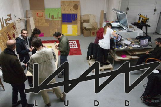 Ludd: σχεδιασμός και κατασκευές με «ανοιχτό κώδικα» και αυτοδιαχείριση