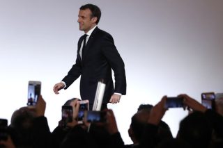 Επιχείρηση ανάκτησης της χαμένης δημοφιλίας