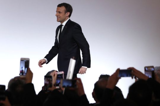 Επιχείρηση ανάκτησης της χαμένης δημοφιλίας