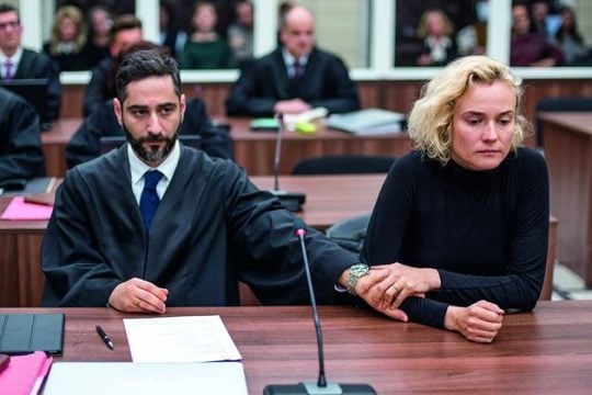 «Η Χρυσή Αυγή εκπροσωπεί το τέλος της δημοκρατίας»