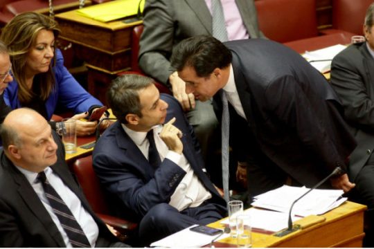 Να σταματήσει η κωμωδία