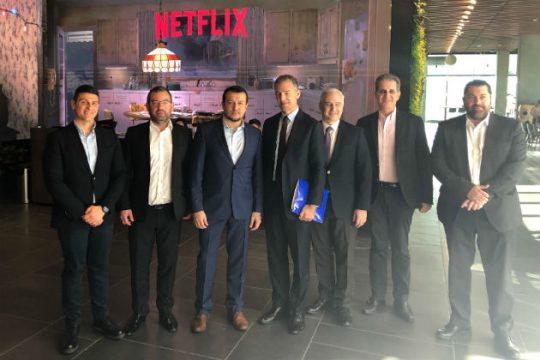 Συναντήσεις Παππά με στελέχη Netflix, Disney και Paramount