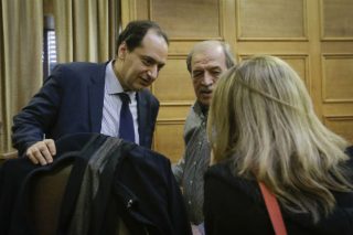 Βαφτίζουν τα έργα… προμήθειες και γλιτώνουν τις μελέτες