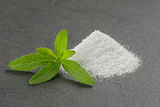 Aσπαρτάμη ή στέβια;