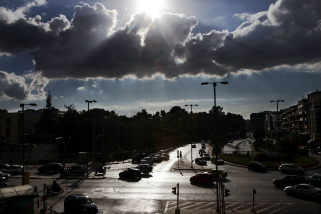 Η «Ιοκάστη» απομακρύνεται προς τα βορειοανατολικά